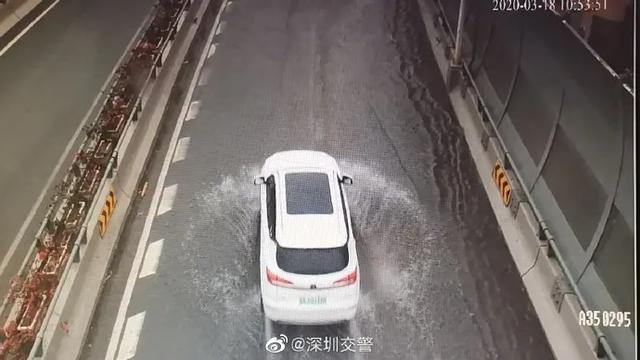 重庆|蜀黍提醒丨雨天安全行车提示