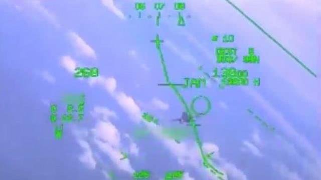 咬六点！希腊战机好样的，锁定土军F16不放，若
