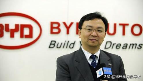 从父母双亡的“哑巴儿”，到千亿商国的掌门人