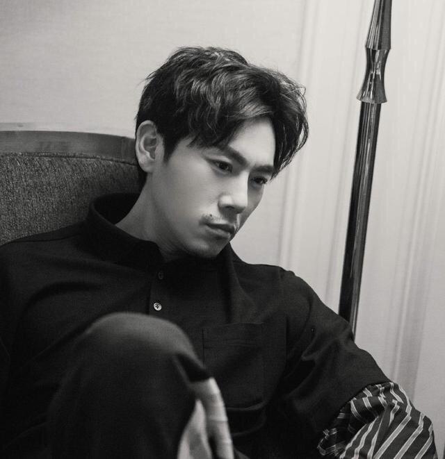 身为中戏学霸屡次推戏，如今演网剧风靡全网，