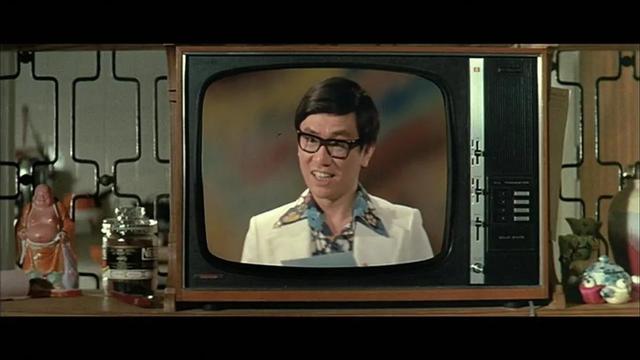 是拍了几个烂片没错，但骂梁朝伟我不同意