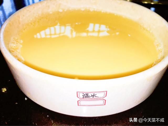 一颗鸡蛋放多少水，精确到克，记住5点，蒸出的水蛋才能鲜嫩爽滑