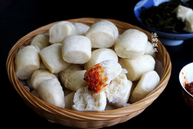 热天，这小馒头我每周必做一次，10分钟做好，孩子2口一个