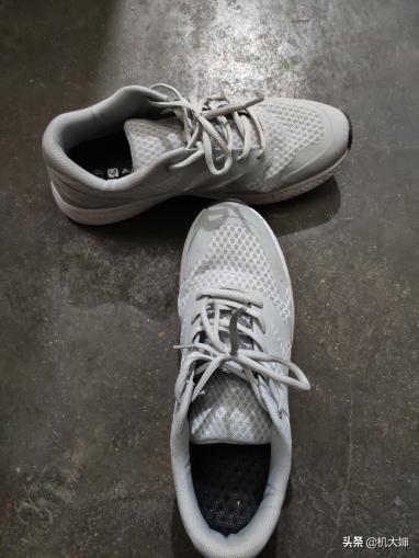 小米有品上架“裸奔”感跑鞋！147g，99元3000+好评