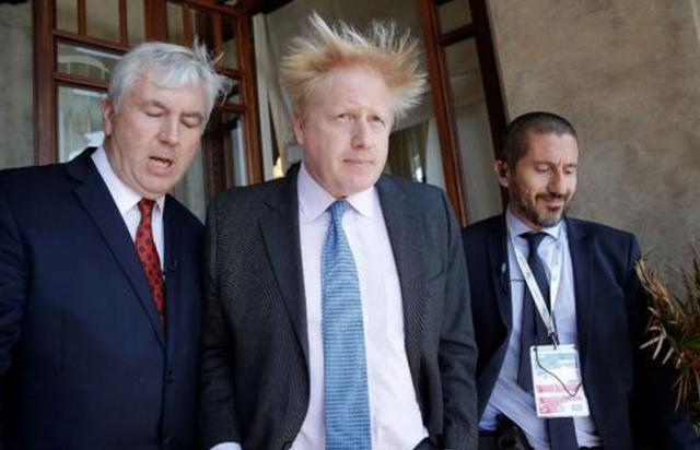 国际锐评丨不能忍了！英方劝中方“悬崖勒马”