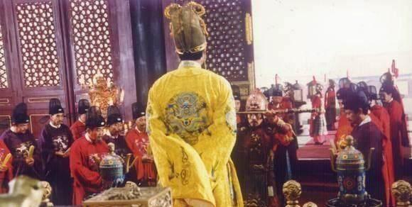 此人是朱元璋的大舅子，被委以高位时为何死活