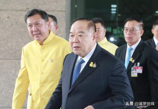 巴威“夺党”，巴育制止：兄弟阋墙，裂痕初现？