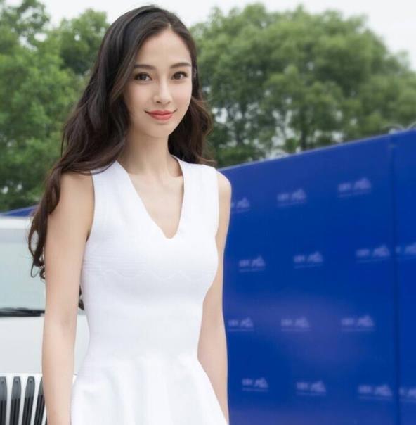 一部戏用30多个替身，不背台词只念12345，凭什么一天拿走100万？