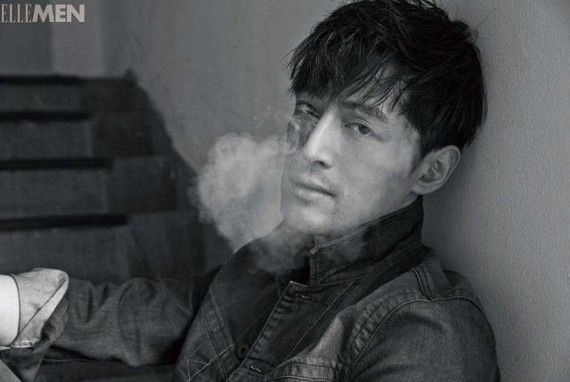 胡歌的一场车祸，女助理救了他，金庸也救了他，而他则救了司机