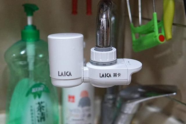 莱卡水龙头净水器：四层过滤，出租房小家庭也能喝上直饮水