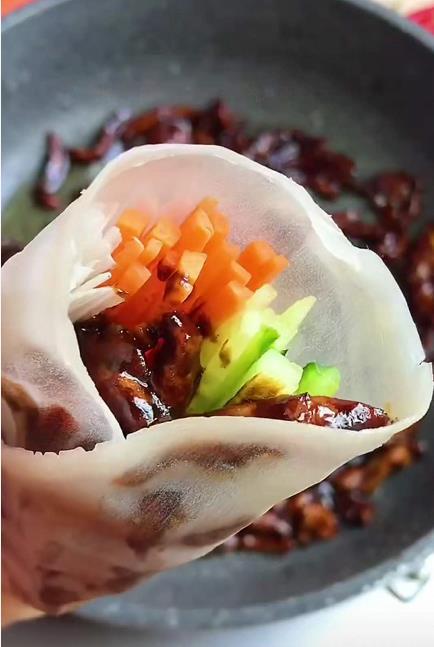 比饭店还好吃的京酱肉丝，好吃到没朋友