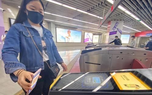 北京一码通背后那些事，都是市场竞争惹得祸，三家展开合分之争