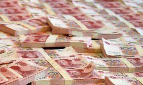 中国350万百万富翁，只是挣扎在贫困线？这个数