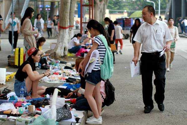 宁送外卖的年轻人，又“扎堆”进入这一行业，