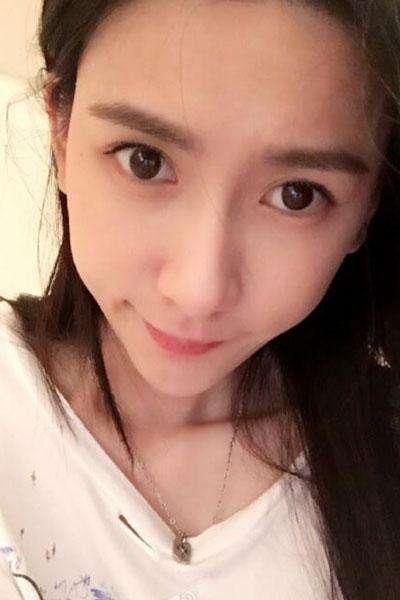 向佐情史：迷上富商太太，恋上单身妈妈，怪不得向太力挺郭碧婷