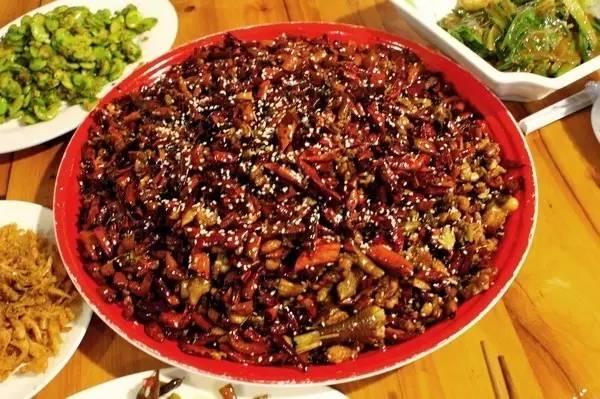 一份骨灰级的重庆美食攻略，三天三夜都吃不完