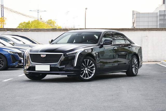 凯迪拉克的旗舰豪车，与S级近乎一样大，配置奢