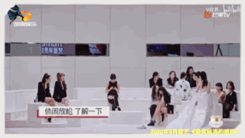 播一期节目就搞一次事情的黄圣依，亲手揭穿了