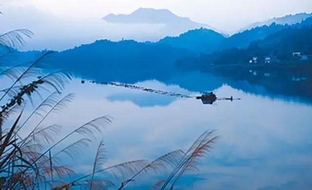 長(zhǎng)沙第一大美女原來(lái)長(zhǎng)這樣！數(shù)十萬(wàn)人跨省而來(lái)，只為看她一眼？