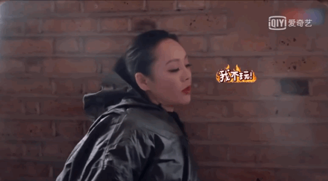 48岁逆龄出道，翻遍中国影史，也找不出这样“乘风破浪的姐姐”