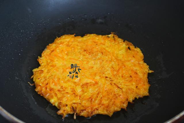 十分钟快手早餐饼，又香又软，好吃护眼，孩子天天点名要吃