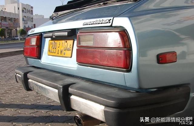 阿曼日记1:中国人买三手日产达特桑280Z