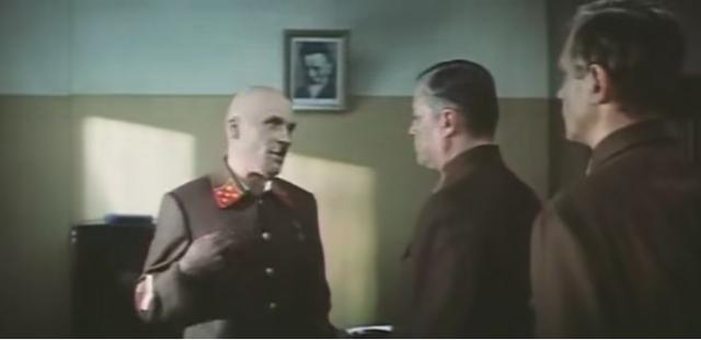 巴甫洛夫为何在战争初期，就被斯大林给枪毙了