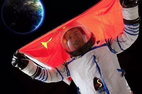美国GPS从我国上空扫过，拍了一张照片惊呆世界