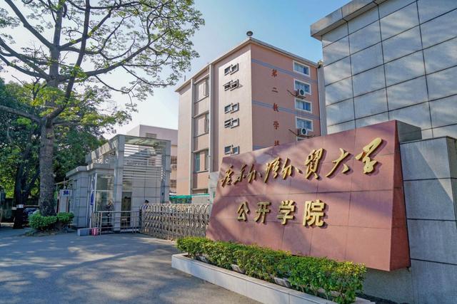 复读热？高考生的重燃大学梦的不二选择