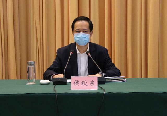 信阳扫黑除恶专项斗争按下“快进键”，今年重点围绕“八个方面”完善创新，着力推动实现“长效常治”