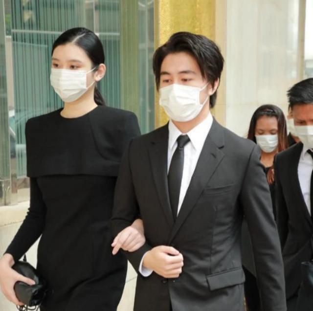 赌王的三位儿媳现身葬礼：两位儿媳是内地人，仅大儿媳是富家千金