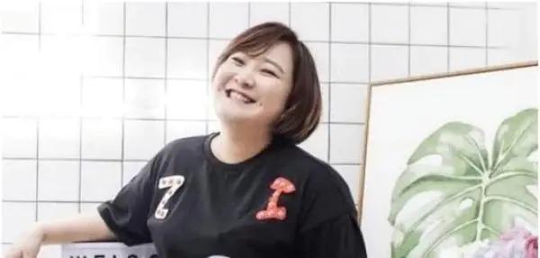 你知道嗎？這些明星都是賈玲的員工，眾人請叫她“賈總”！
