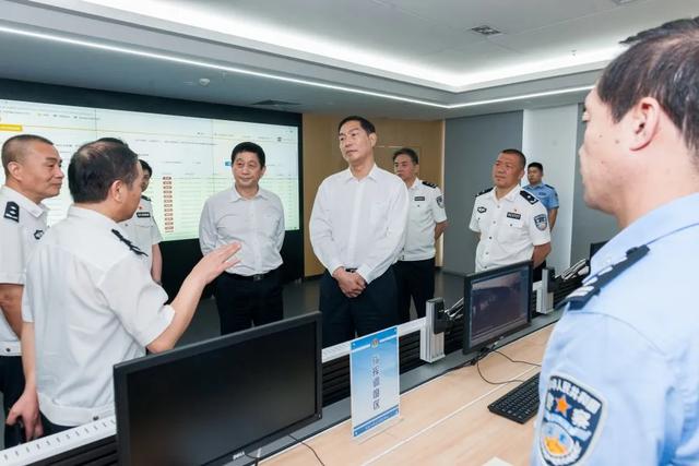 胡明朗到西安调研扫黑除恶专项斗争和派出所基层基础工作