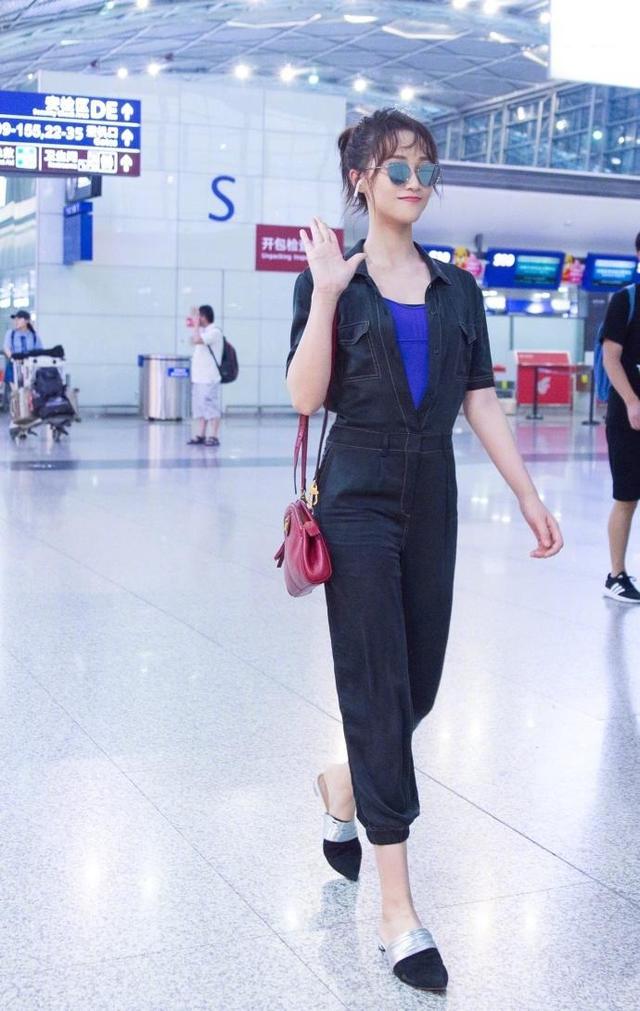 被蓝盈莹美到了，《浪姐》初舞台好惊艳，私服