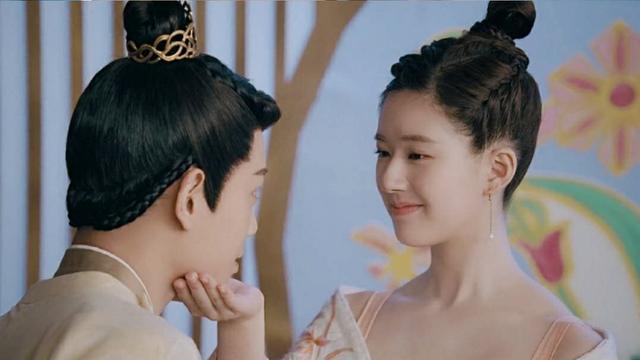 任嘉伦又创“佳作”，《暮白首》“绝地取胜”