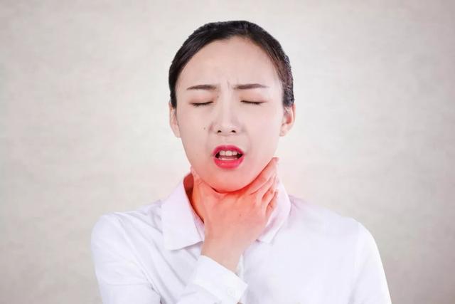体检查出「甲状腺囊肿」该怎么办？这种病严重吗？