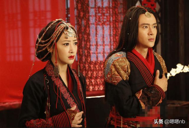 出道不温不火，曾被称为“华谊电视剧一姐”，