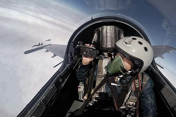 科幻电影再成现实，美军提出空战演进，未来智