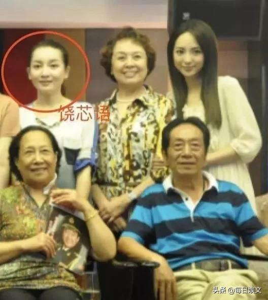 “老戏骨”王奎荣，年过半百娶小37岁娇妻，如今73岁“自食恶果”