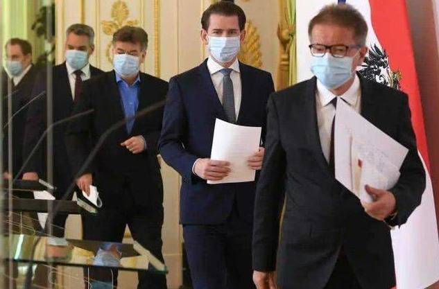 捡了芝麻丢了西瓜，澳讨好美国向华射出三支毒箭，现如今遭到反噬