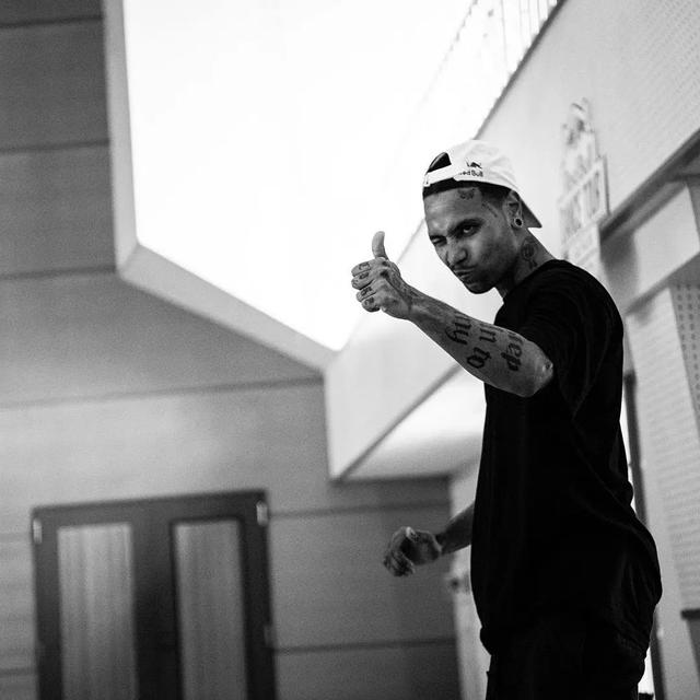 《这就是街舞3》大神选手不少，刘雨昕师傅参赛，肖杰成夺冠热门