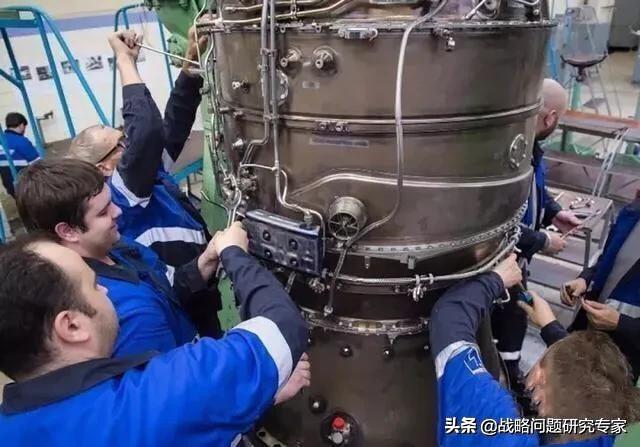 俄罗斯曝光重要战机发动机工厂