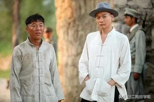 46岁“虚竹”高虎：拍戏撞死灯光师，装修电死工