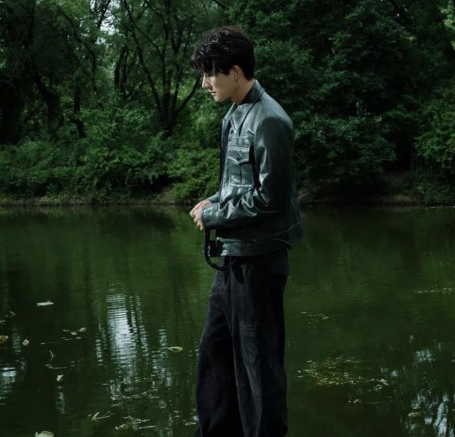 黄轩自曝不喜欢滤镜：要做就做最真实的自己，