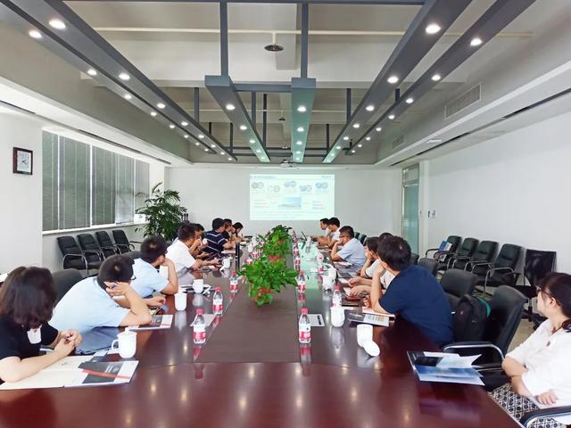 纷至沓来 | 昆山市工信局领导携地方企业赴中天互联调研