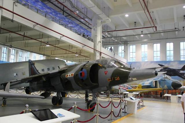 075���䴹ֱ��ս�������������Ǽ���ʽ���вο���ֵ��