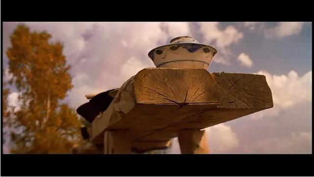 1999年，张艺谋把爱情拍成了山间的一条路