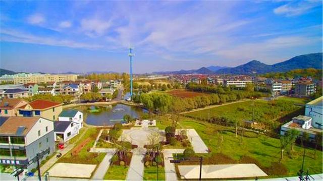 南充最发达的县城，总人口达130万，将来有机会