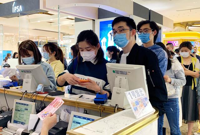 世界经济遭遇史前危机！各国纷纷拉响警报，中国找到新发力点