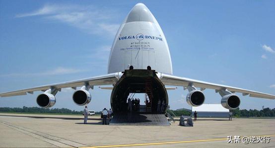 欧洲的标准运输机！能当加油机的A400M！西方最大